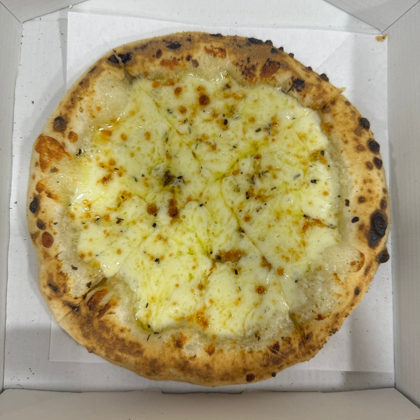 Gluten Free Cheesy Garlic Pizza